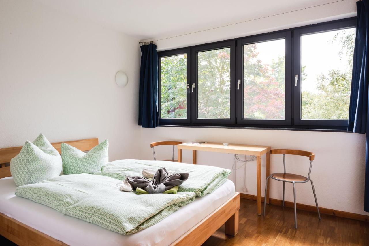 Basiskulturfabrik Oeko-Hotel Нойштреліц Екстер'єр фото